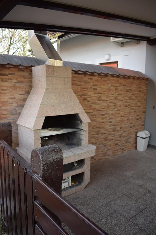 Borovnica Catez Apartment Catez ob Savi Bagian luar foto