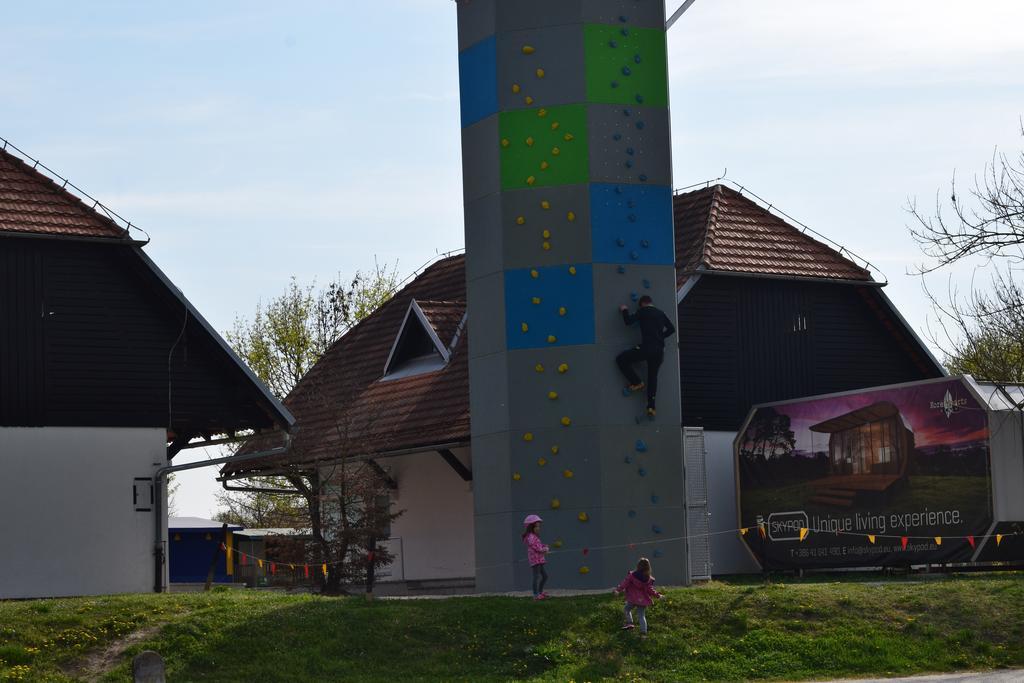 Borovnica Catez Apartment Catez ob Savi Bagian luar foto
