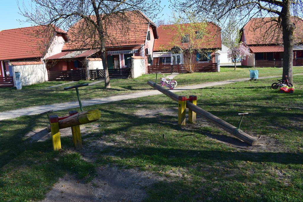 Borovnica Catez Apartment Catez ob Savi Bagian luar foto
