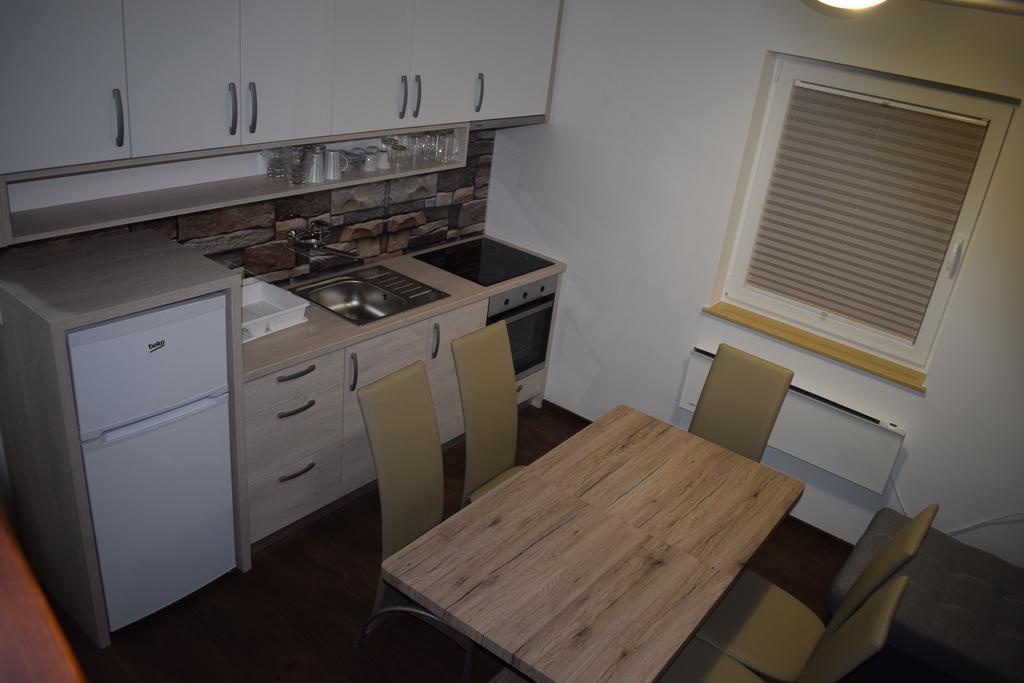 Borovnica Catez Apartment Catez ob Savi Bagian luar foto